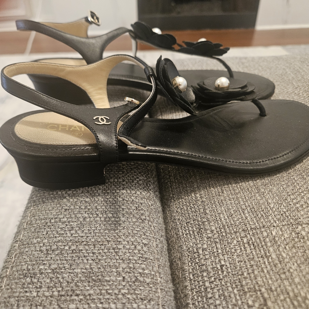 CHANEL Black Sandals with Pearl Floral Accents